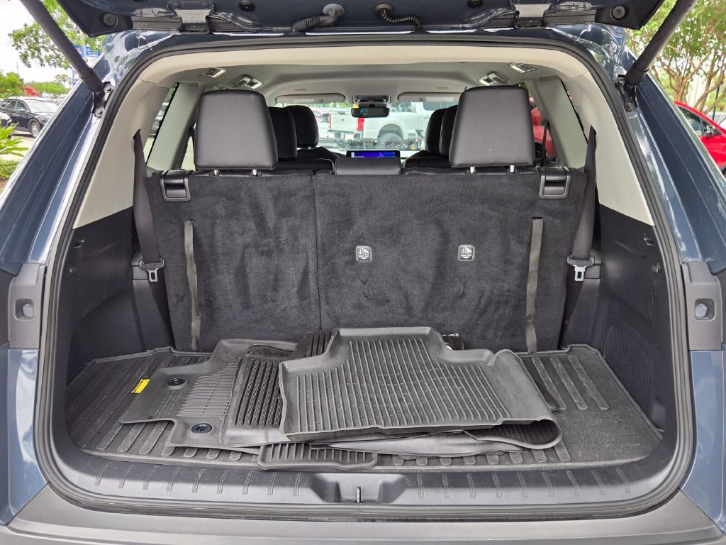 Used 2024 Toyota Grand Highlander AWD Hybrid image 17