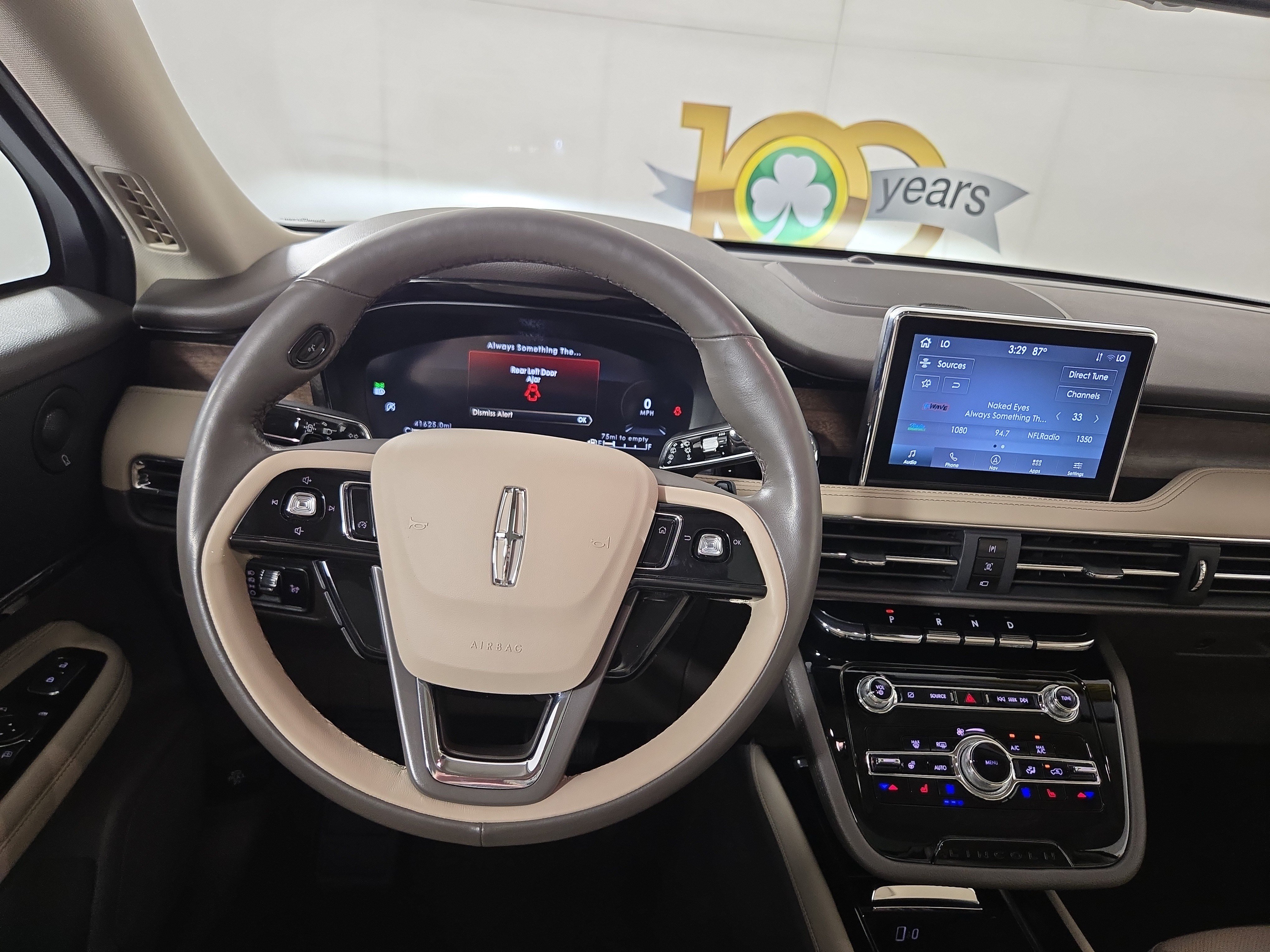 Used 2022 Lincoln Corsair Reserve w/ Luxury Package AWD/4WD image 14