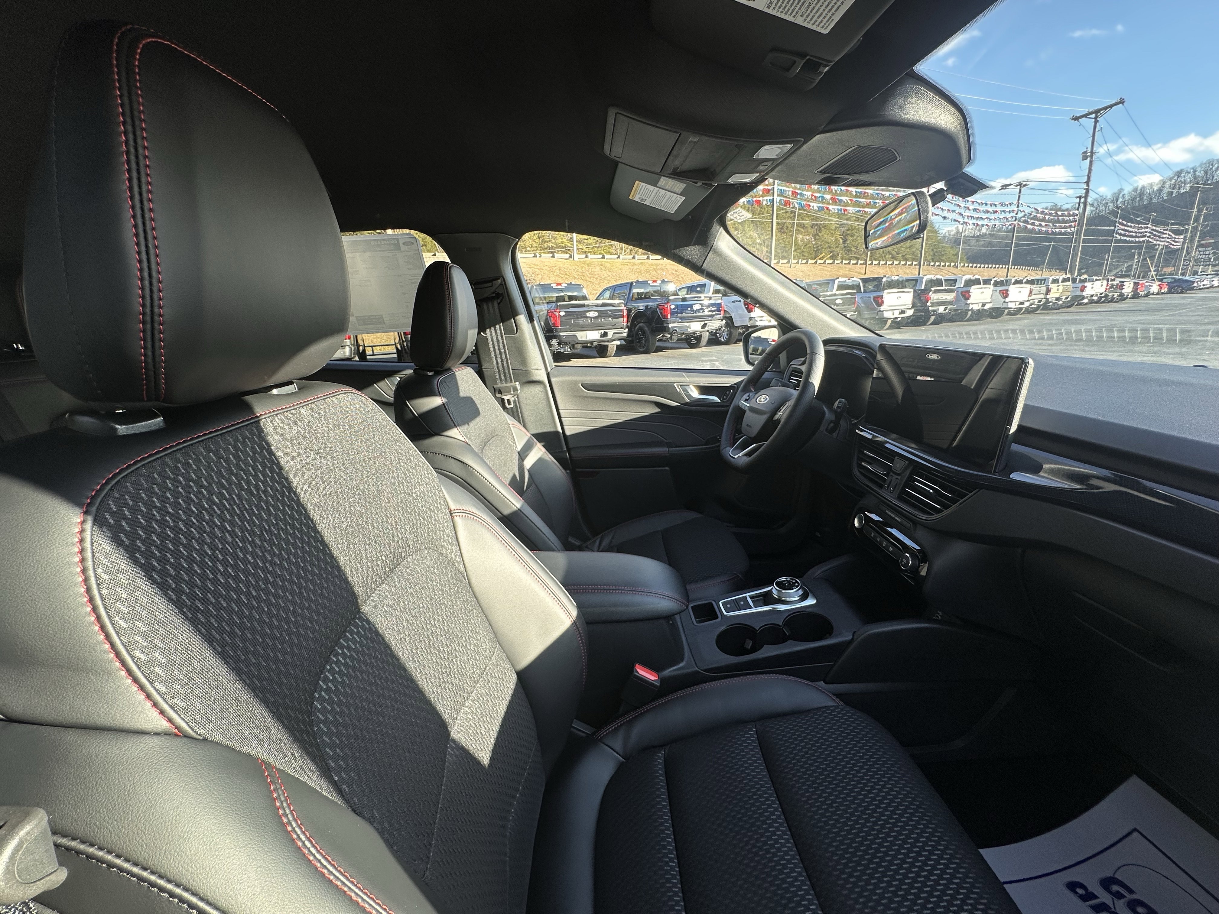 New 2026 Ford Escape ST-Line w/ Tech Pack #1 image 9