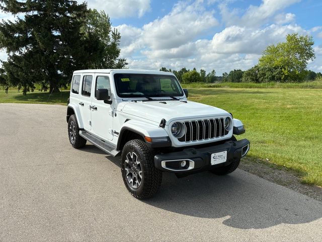 New 2026 Jeep Wrangler Unlimited Sahara AWD/4WD image 12