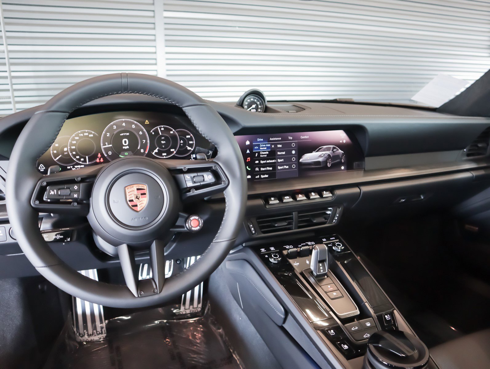 Used 2026 Porsche 911 Carrera 4 GTS image 15