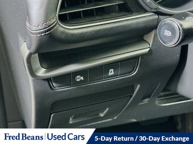 Used 2024 MAZDA MAZDA3 s FWD image 11