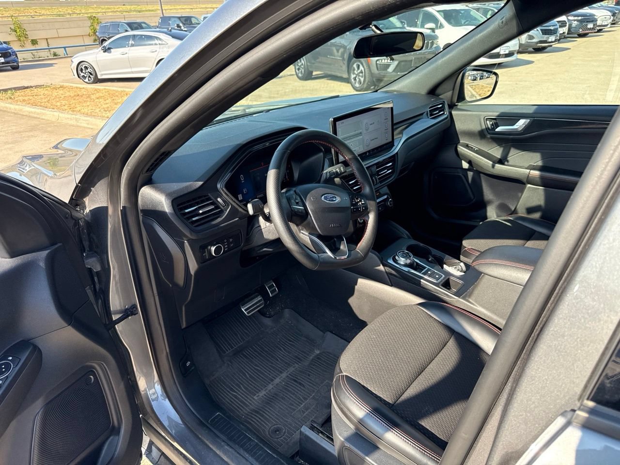 Used 2024 Ford Escape ST-Line w/ Tech Pack #1 FWD image 21