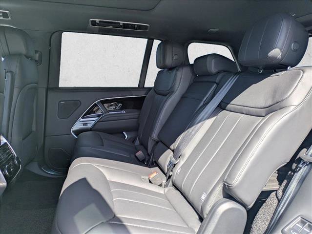 New 2026 Land Rover Range Rover Long Wheelbase SE image 15