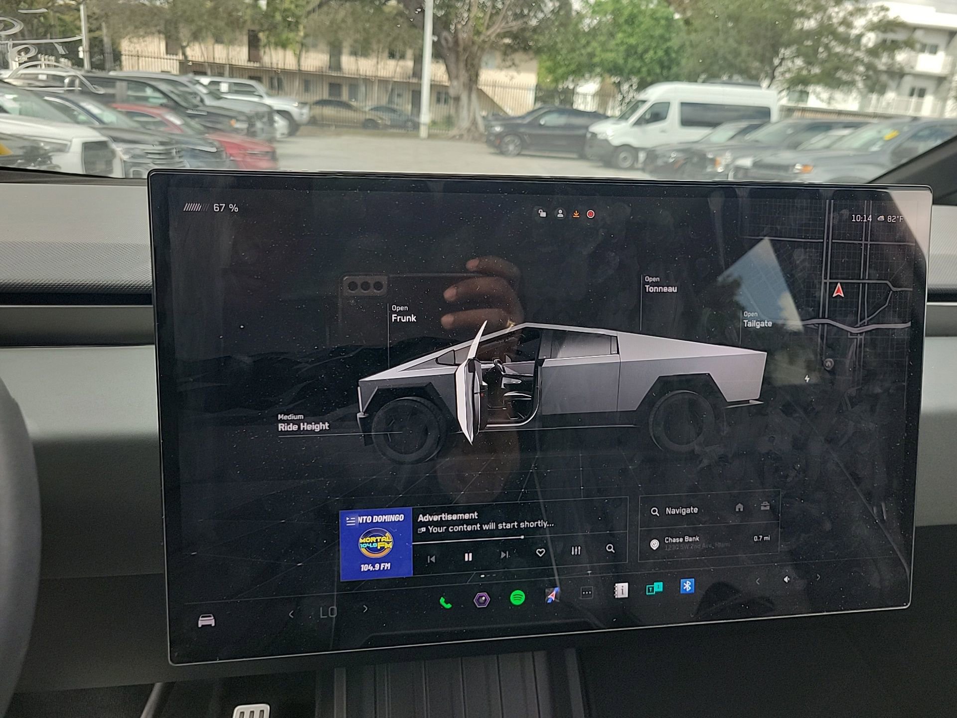 Used 2025 Tesla Cybertruck AWD Crew Cab image 28