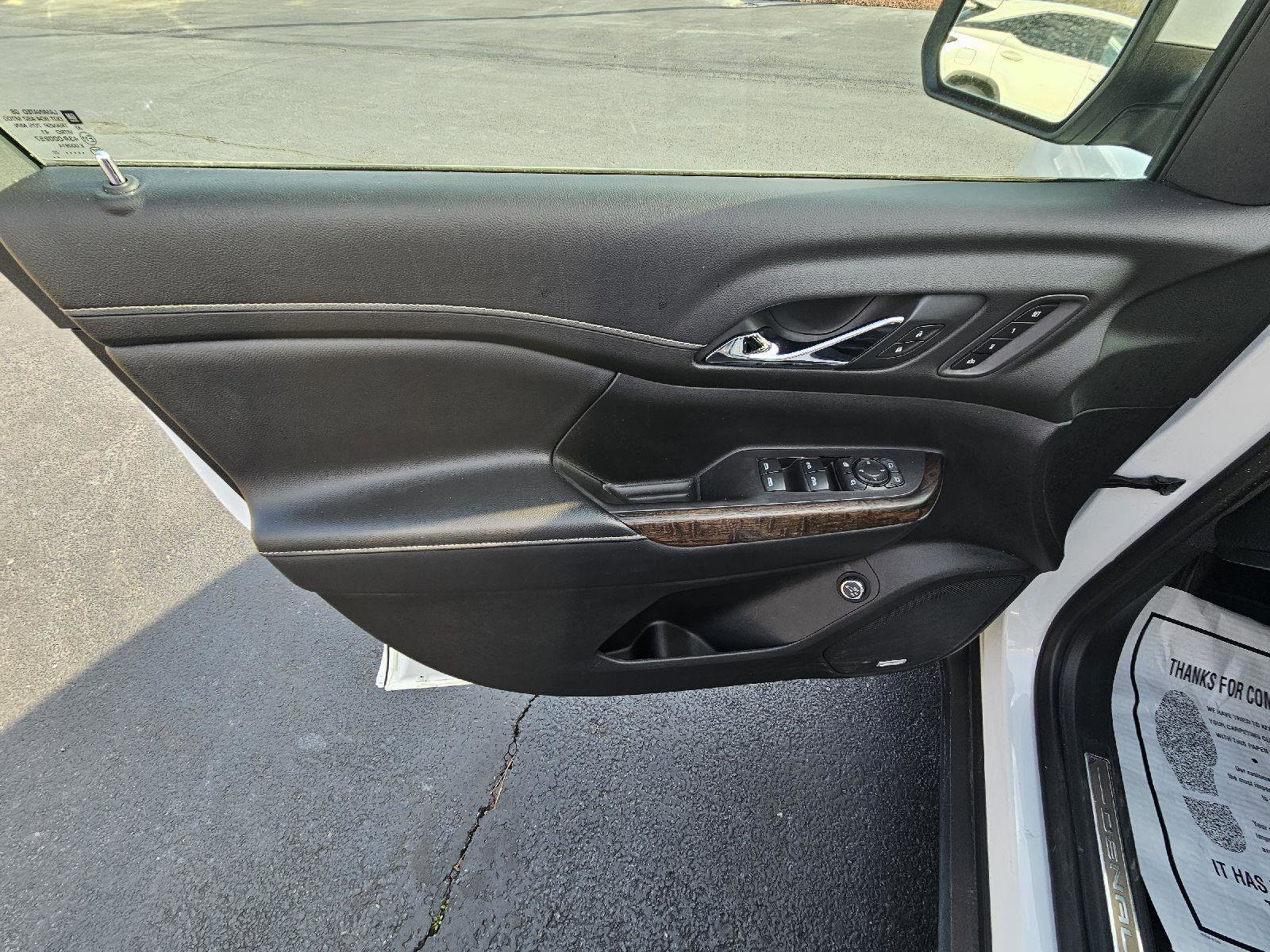 Used 2020 GMC Acadia Denali w/ Denali Ultimate Package image 7