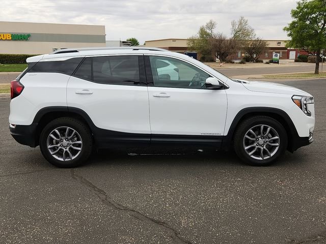 Used 2024 GMC Terrain SLT image 5