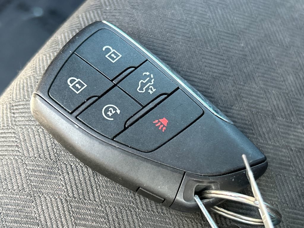 Used 2025 Chevrolet Silverado 2500 Custom w/ Custom Value Package AWD/4WD image 34