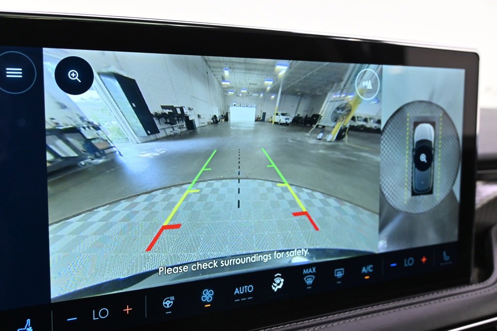 New 2025 Lincoln Corsair Reserve w/ Jet Appearance Package image 29