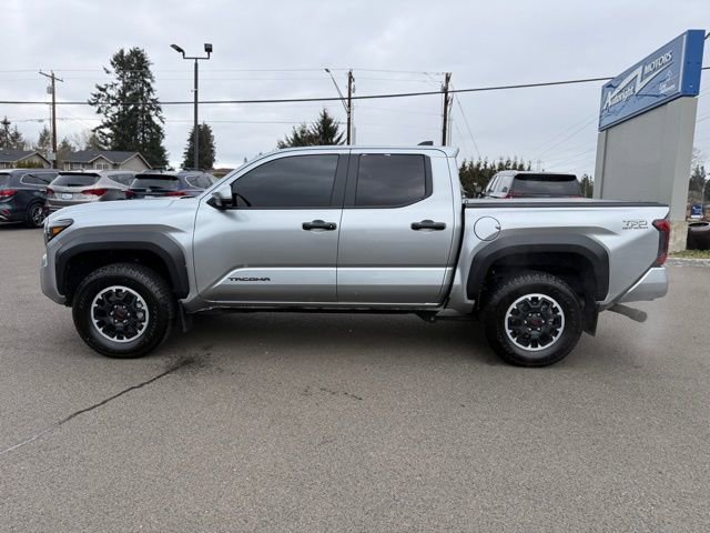 Used 2024 Toyota Tacoma TRD Off-Road w/ TRD Off Road Premium Package image 8