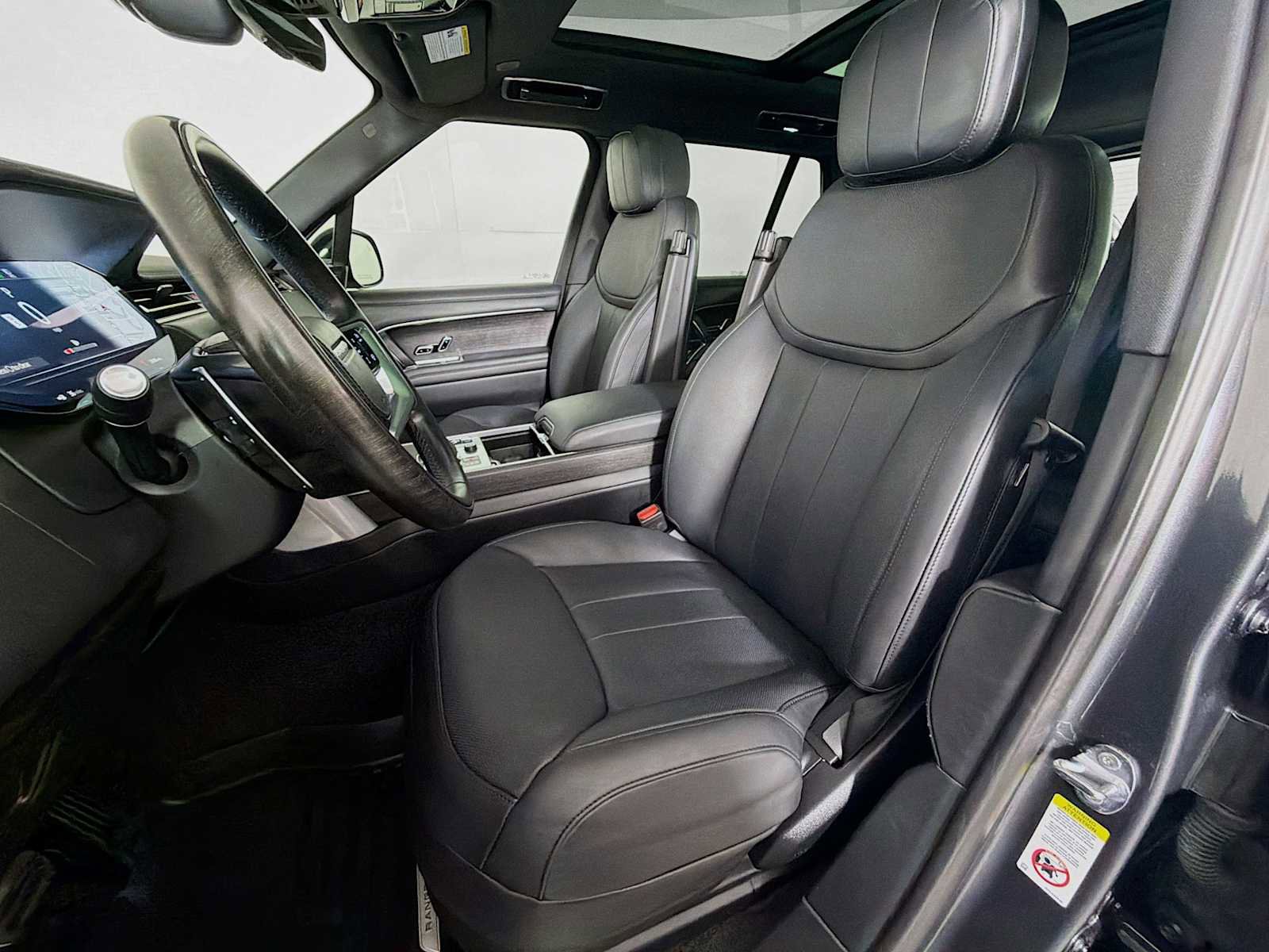 Used 2023 Land Rover Range Rover SE AWD/4WD image 11