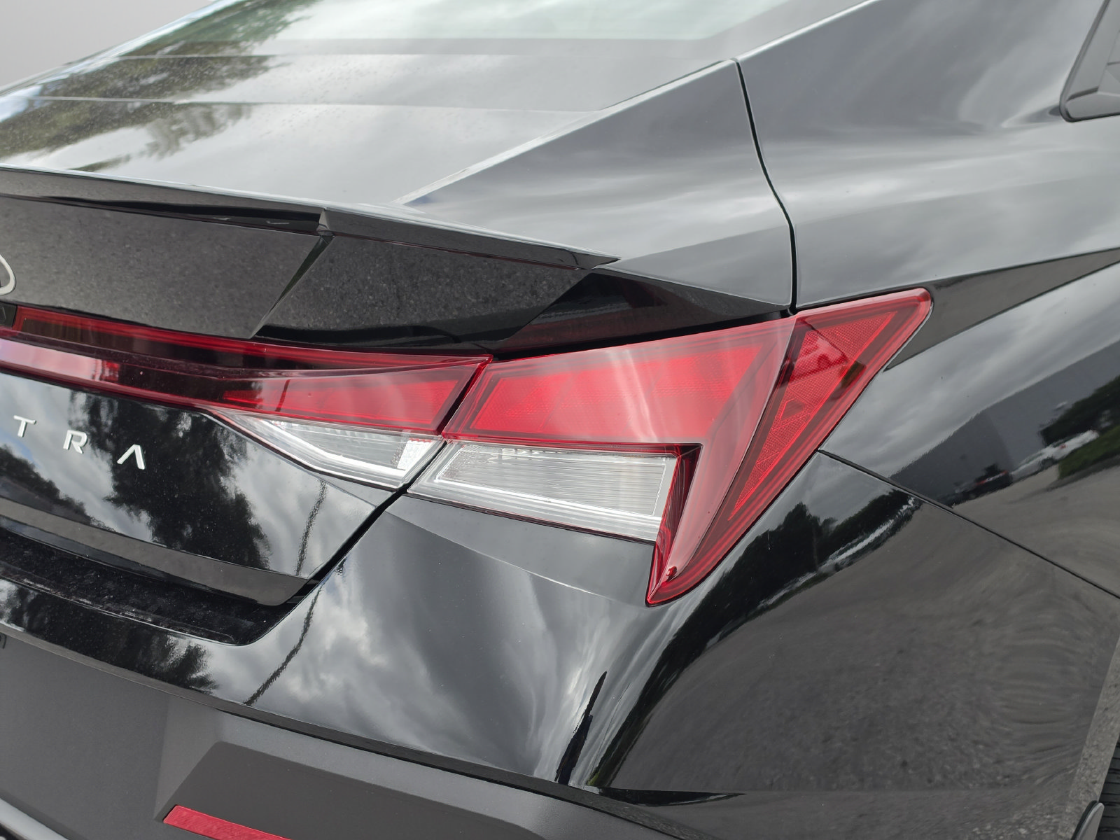 New 2026 Hyundai Elantra SEL Sport FWD image 37