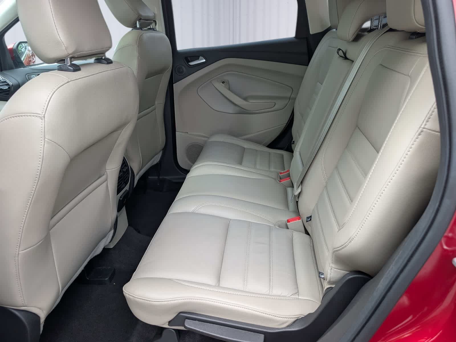 Used 2018 Ford Escape Titanium w/ Ford Safe & Smart Package AWD/4WD image 13