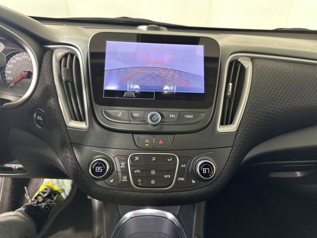 Used 2024 Chevrolet Malibu LT w/ Midnight Edition image 22