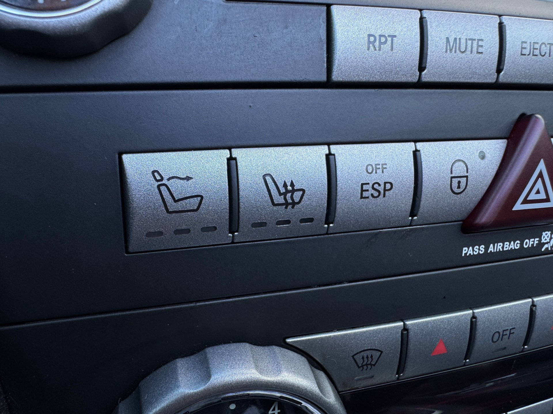 Used 2005 Mercedes-Benz SLK 55 AMG image 32