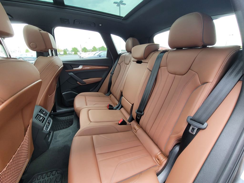 Certified 2023 Audi Q5 e Premium Plus w/ Premium Plus Package AWD/4WD image 17