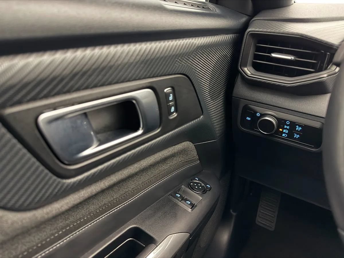 Used 2024 Ford Mustang GT RWD image 21