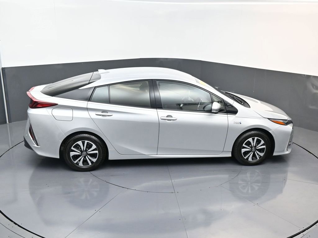 Used 2019 Toyota Prius Prime Advanced image 14