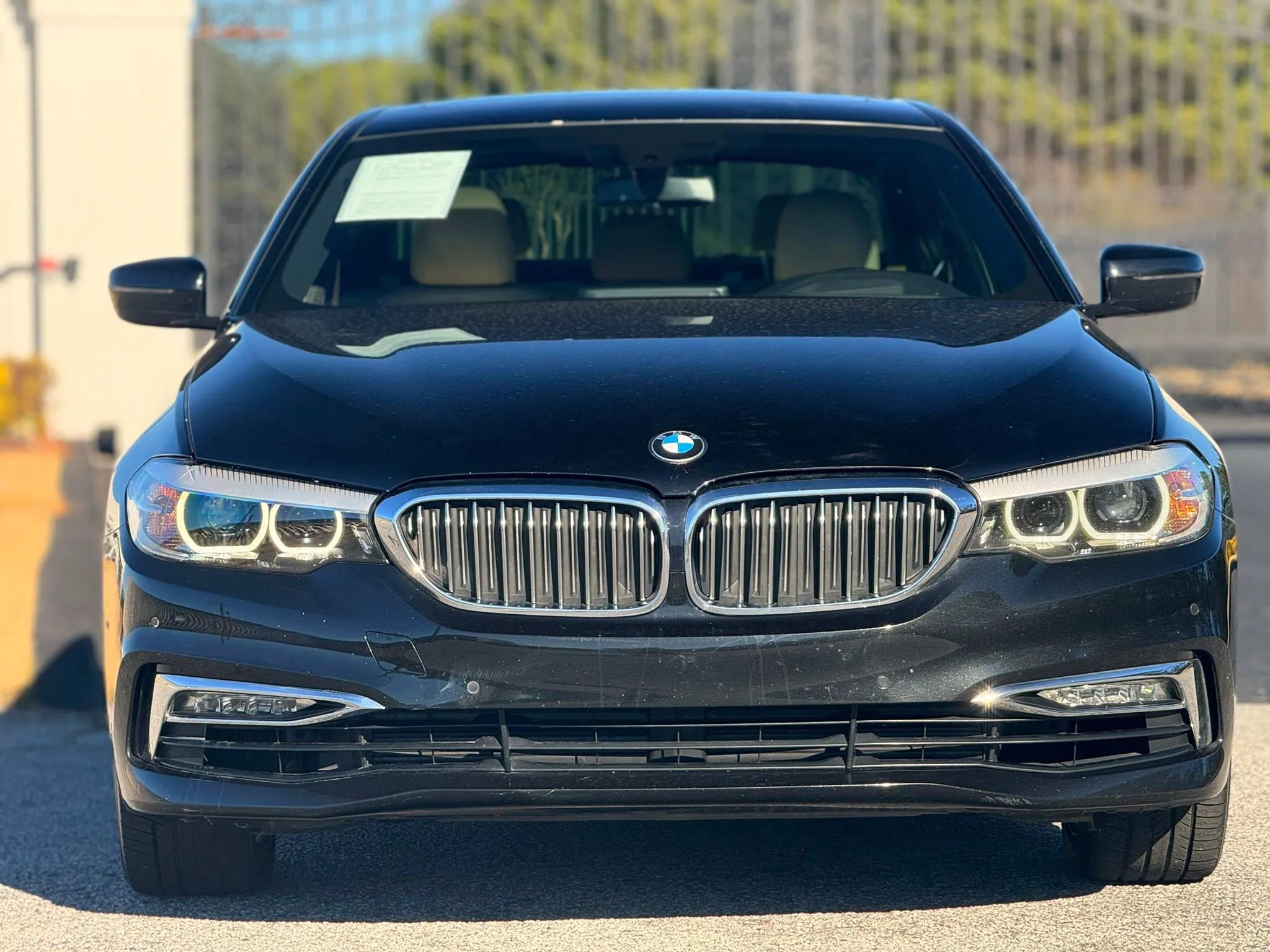 Used 2018 BMW 540i w/ Premium Package RWD image 3