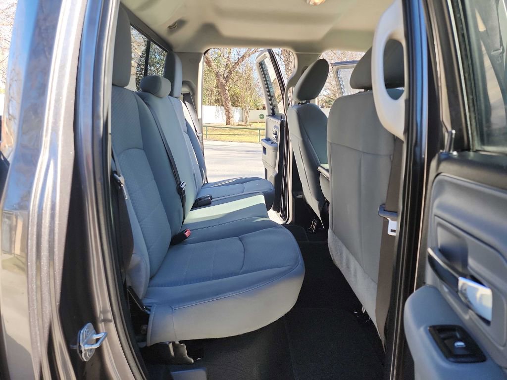 Used 2014 RAM 1500 Classic SLT image 27