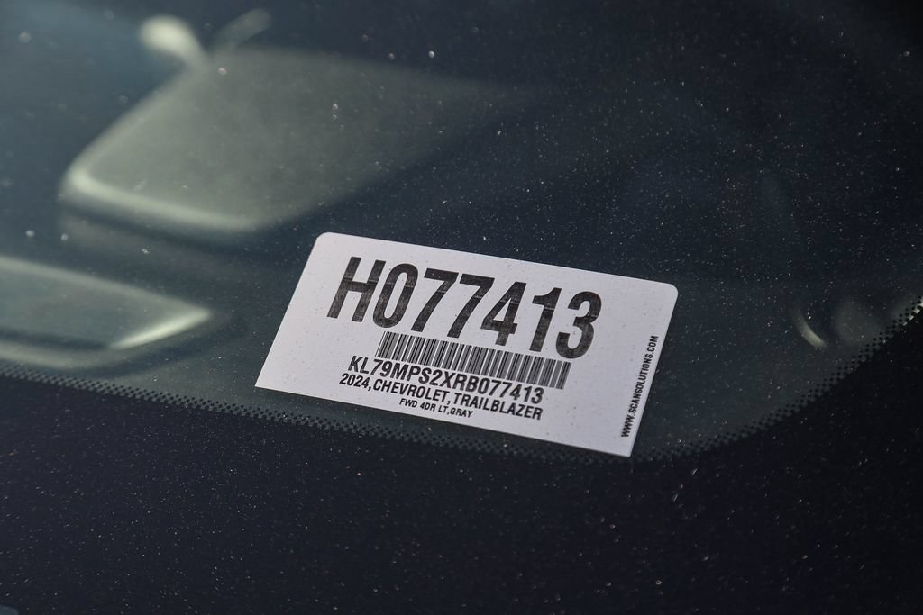 Used 2024 Chevrolet TrailBlazer LT FWD image 27