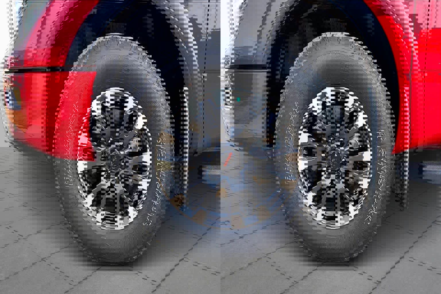 Used 2022 Nissan Titan PRO-4X w/ Pro-4x Convenience Package image 10