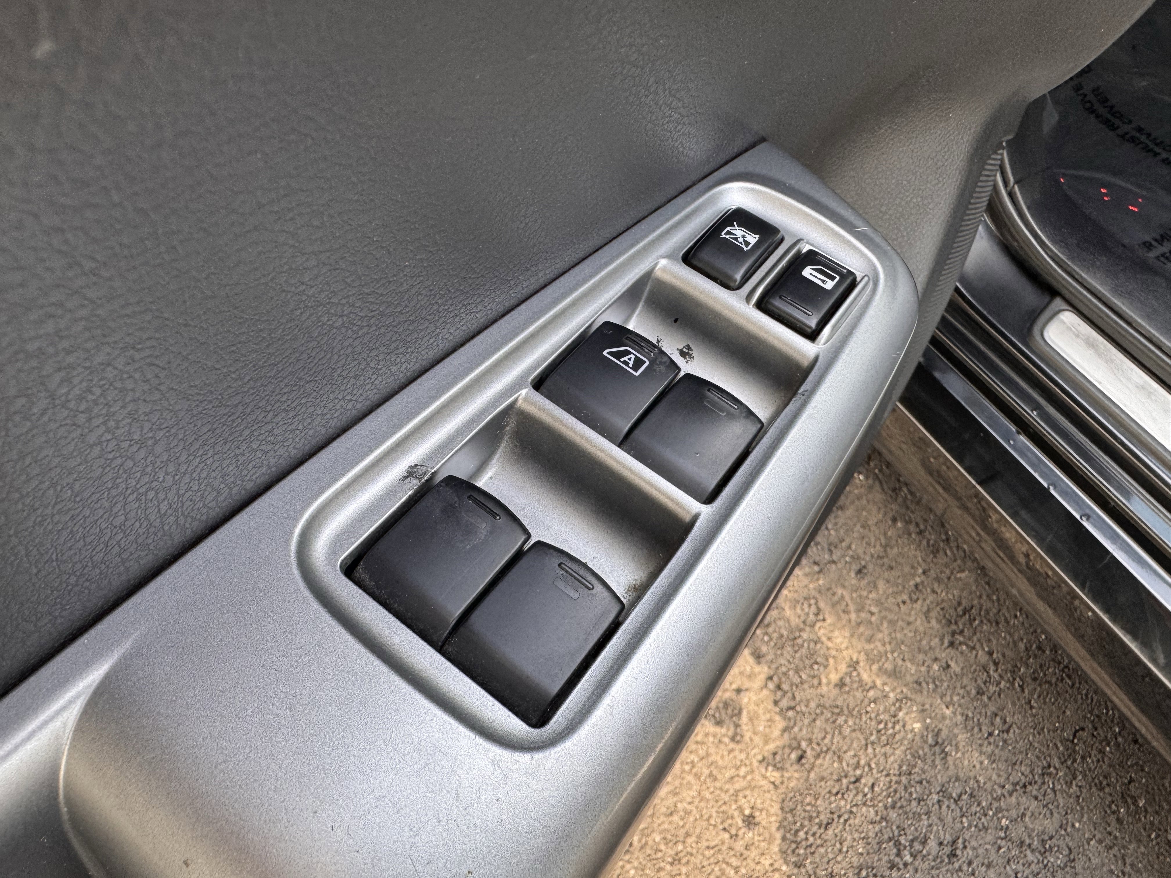 Used 2009 Subaru Impreza WRX STI image 21