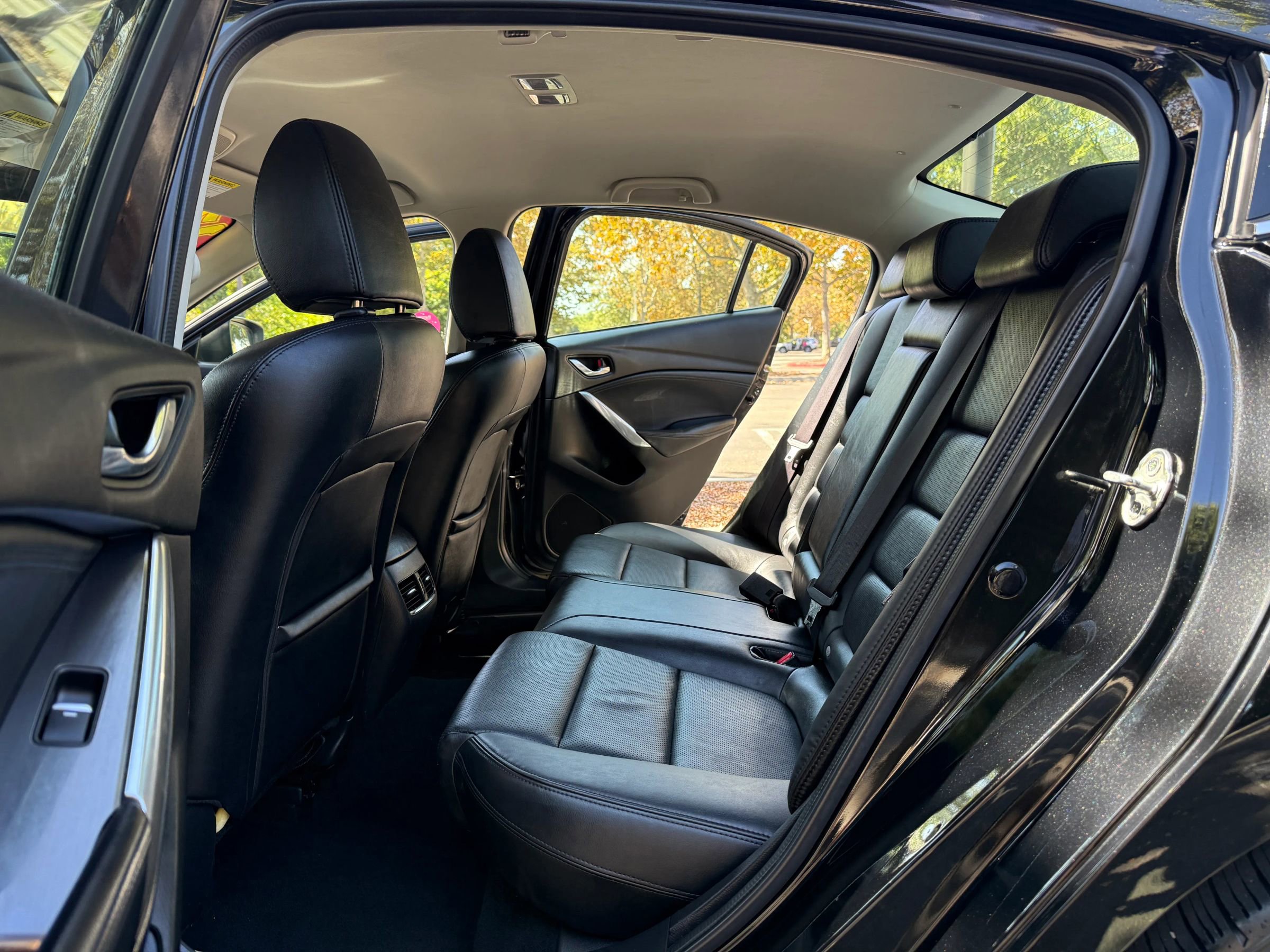 Used 2017 MAZDA MAZDA6 Touring image 16