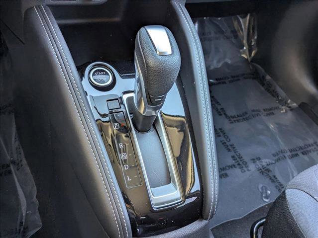 Used 2018 Nissan Kicks SR image 14