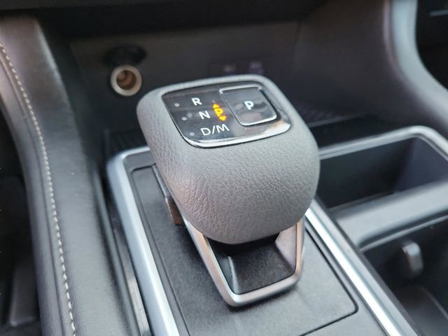 Used 2025 Nissan Pathfinder SV image 26