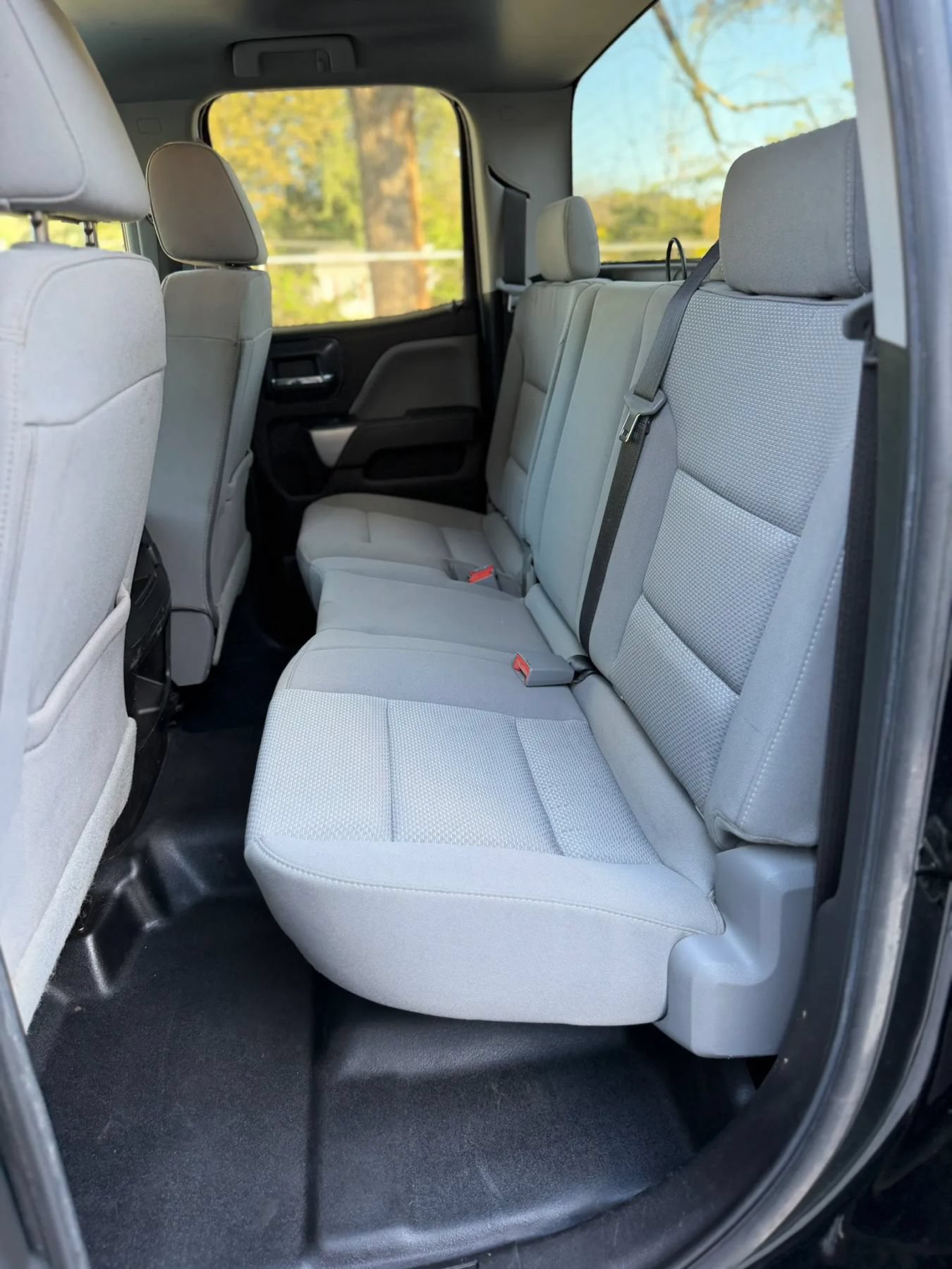 Used 2018 Chevrolet Silverado 2500 LT AWD/4WD image 13