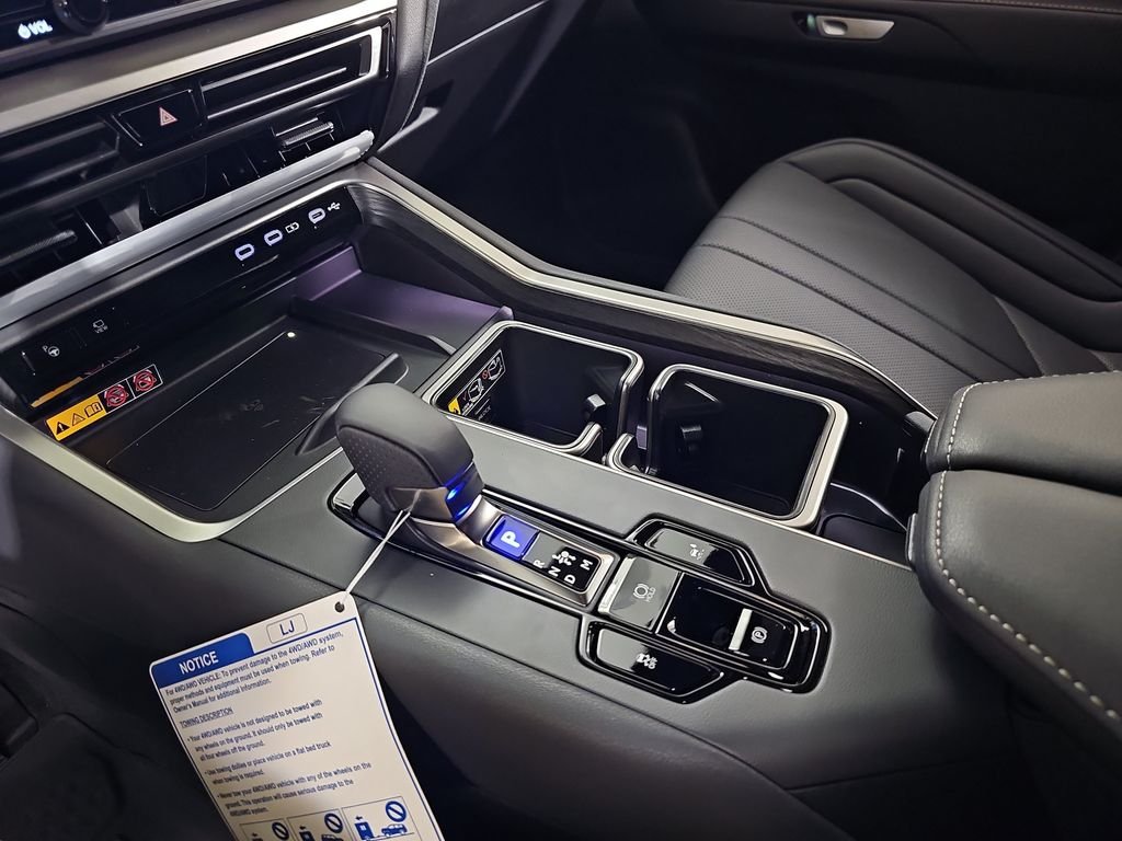 New 2026 Lexus TX 500h AWD image 28