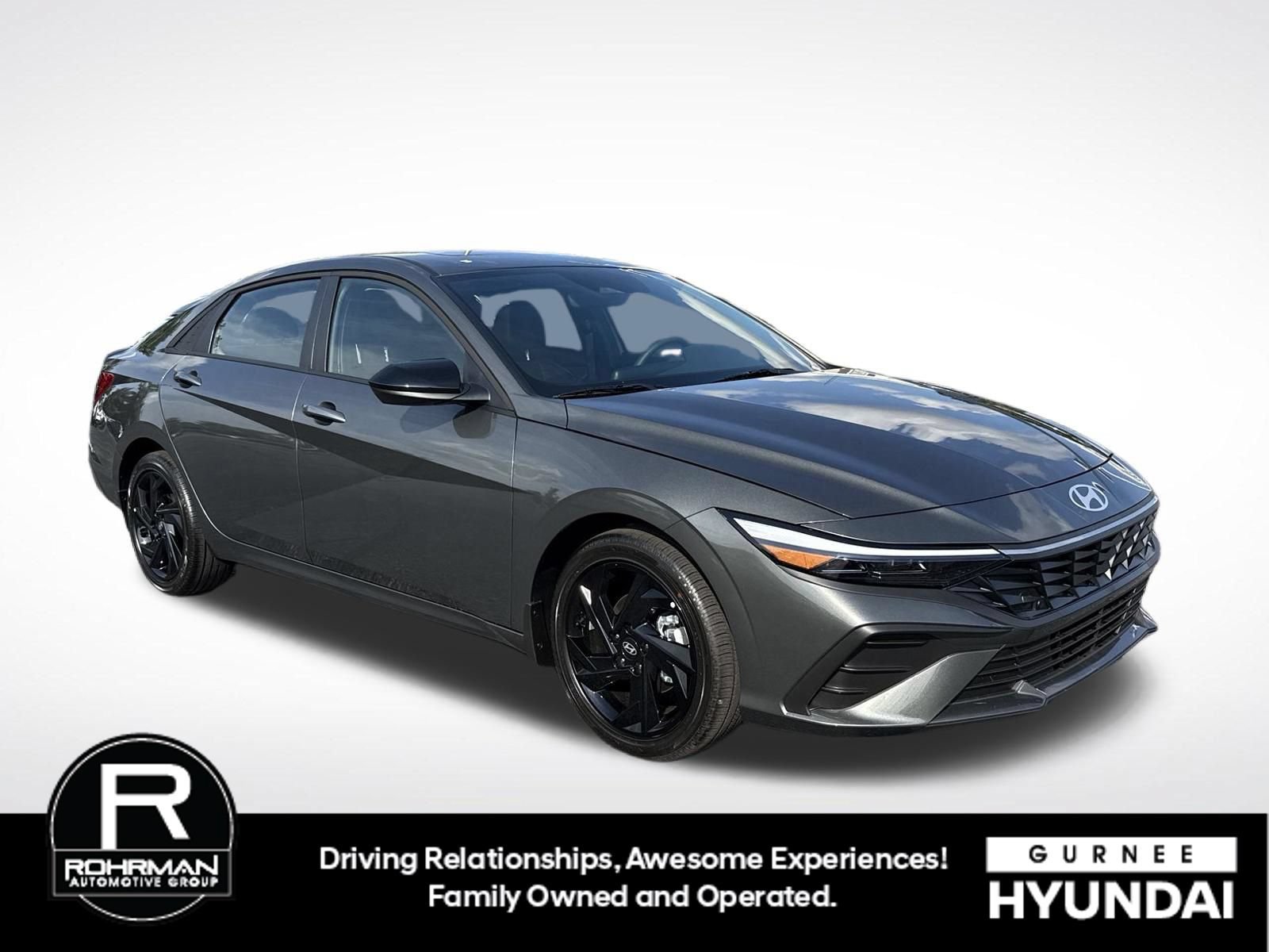 New 2026 Hyundai Elantra SEL Sport FWD image 2