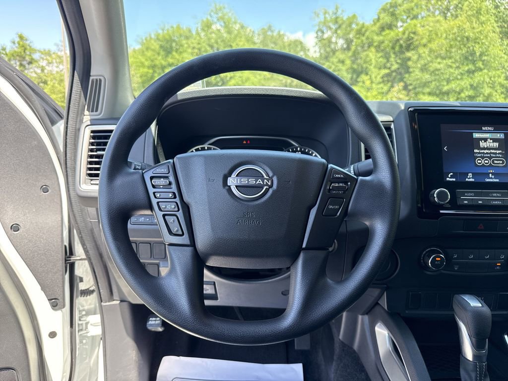 Certified 2022 Nissan Frontier SV RWD image 41