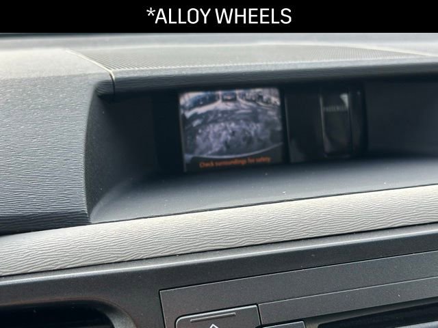 Used 2012 Toyota Sienna XLE image 10