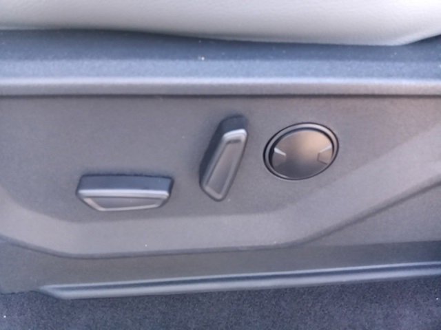 New 2025 Ford F150 Lightning Flash image 31