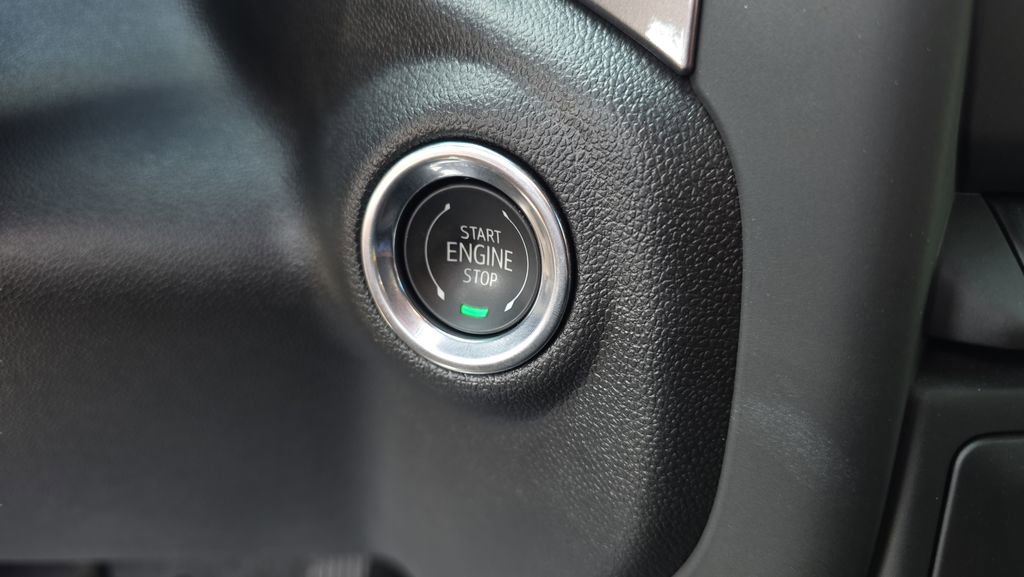 Used 2025 Chevrolet Silverado 1500 Custom w/ Rally Edition image 23