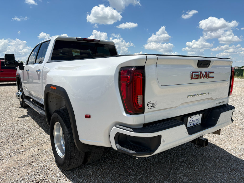 Used 2023 GMC Sierra 3500 Denali AWD/4WD image 7