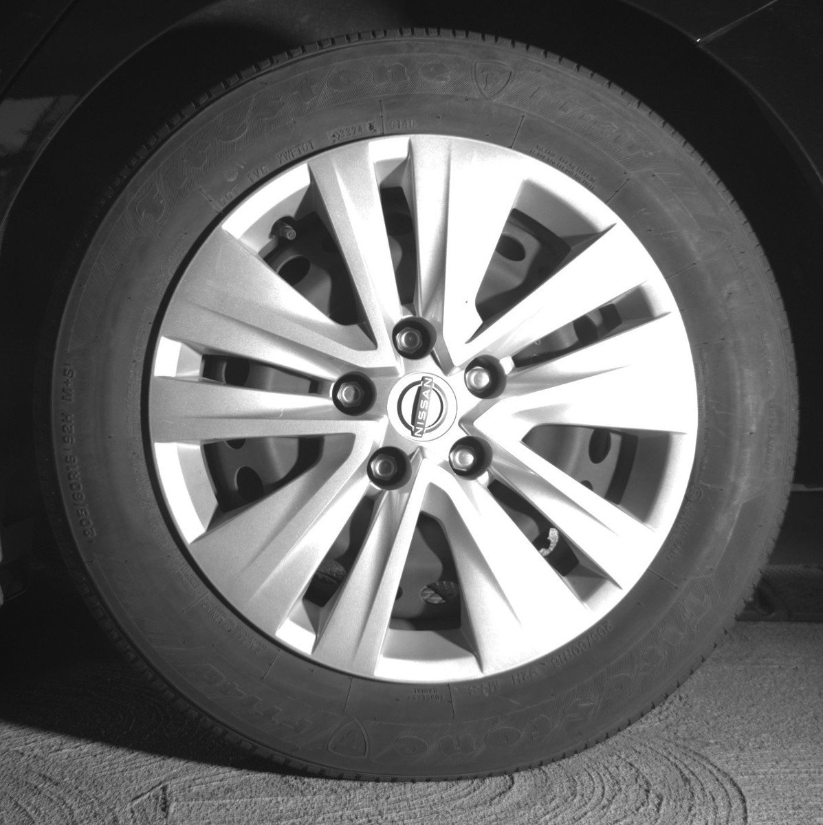 Used 2025 Nissan Sentra S image 14