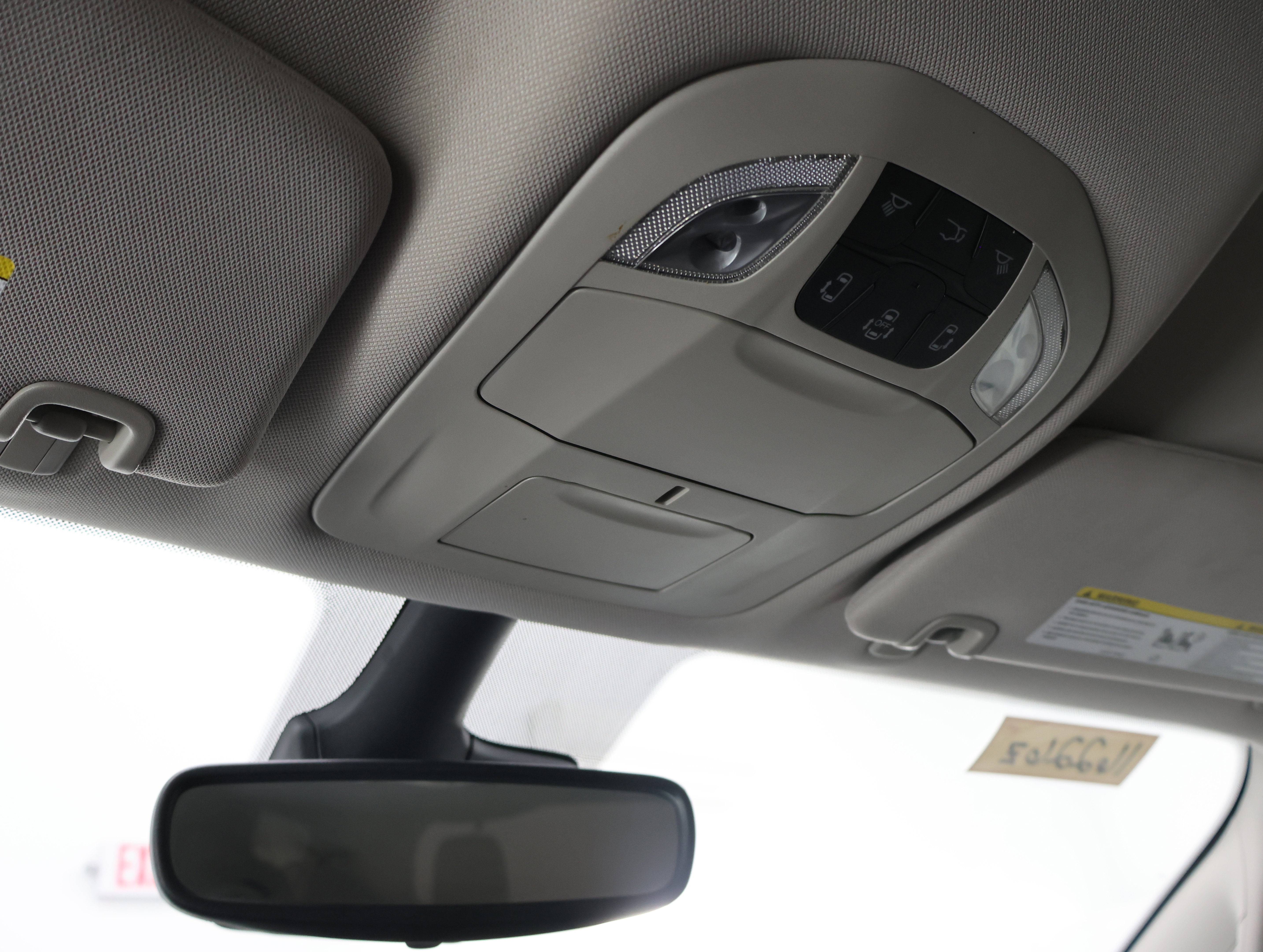 Used 2024 Chrysler Pacifica Touring-L FWD image 13