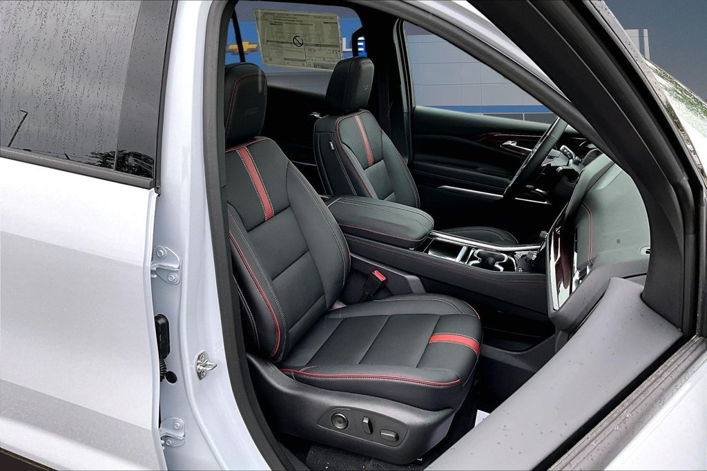 New 2027 Chevrolet Traverse RS AWD/4WD image 9