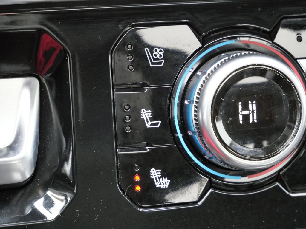 Used 2024 GMC Sierra 2500 Denali w/ Denali Reserve Package image 46