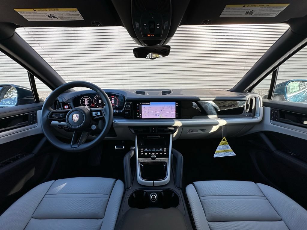 Used 2026 Porsche Cayenne S AWD/4WD image 6