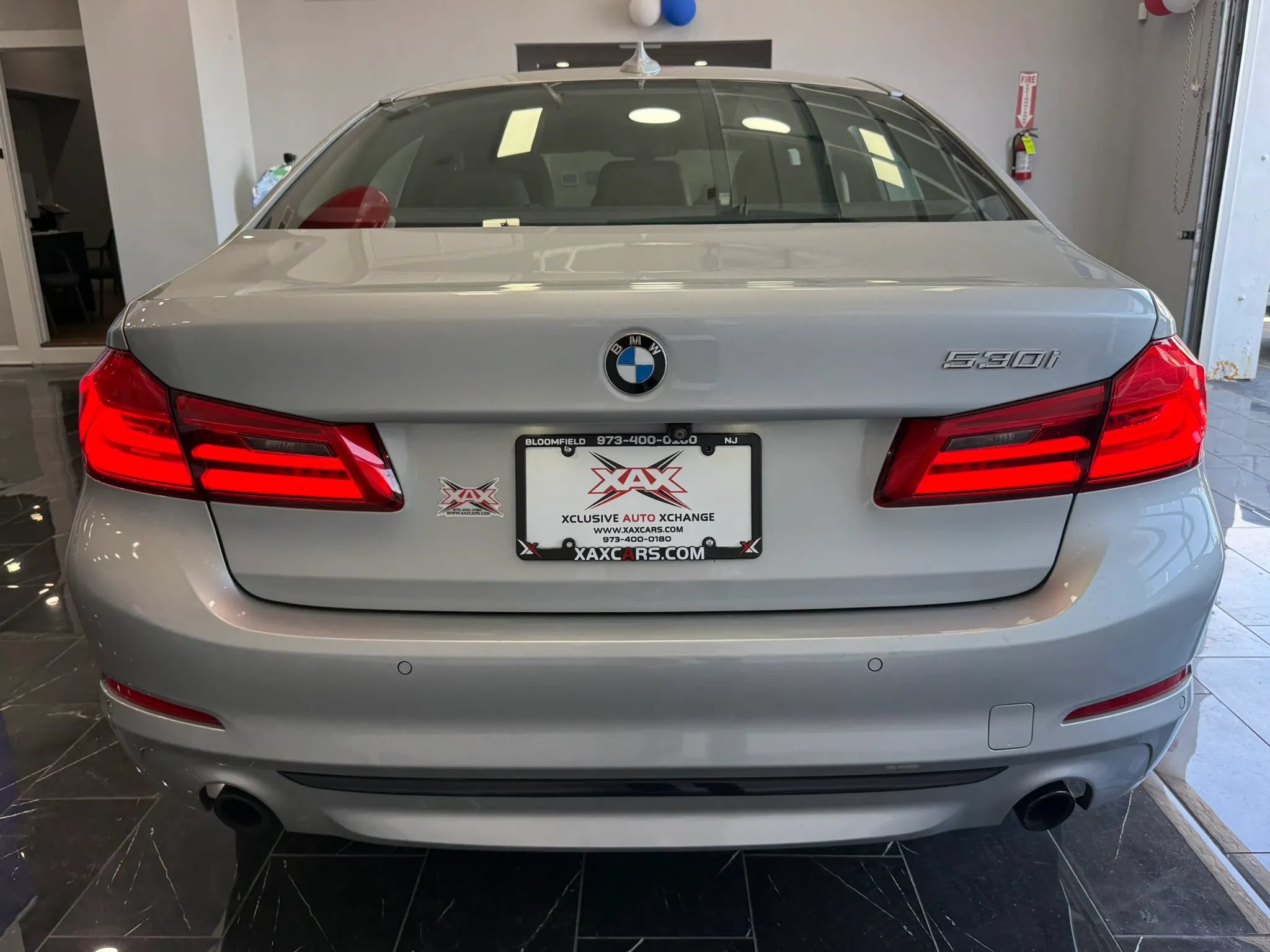 Used 2020 BMW 530i w/ Premium Package RWD image 5