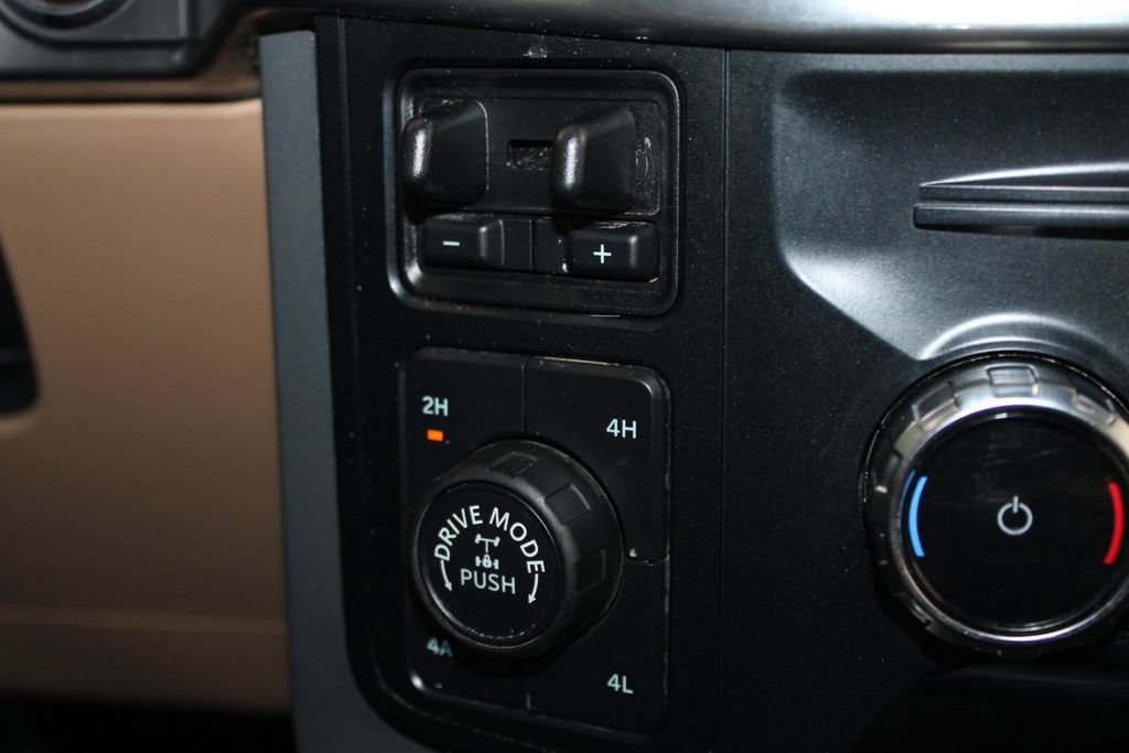 Used 2022 Ford F150 Lariat w/ Trailer Tow Package AWD/4WD image 53