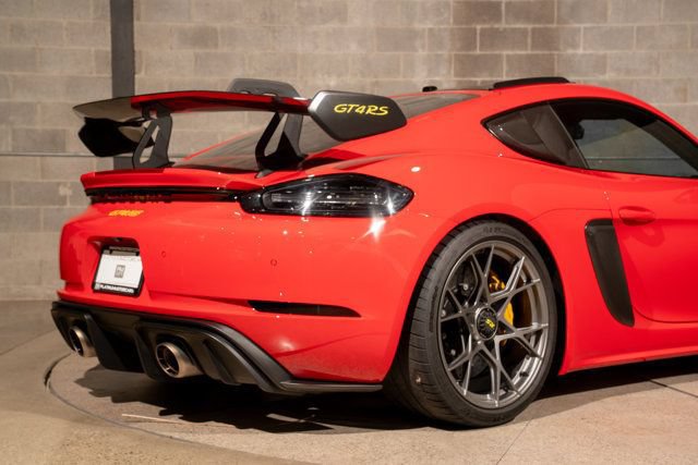 Used 2024 Porsche 718 Cayman GT4 RS RWD image 10