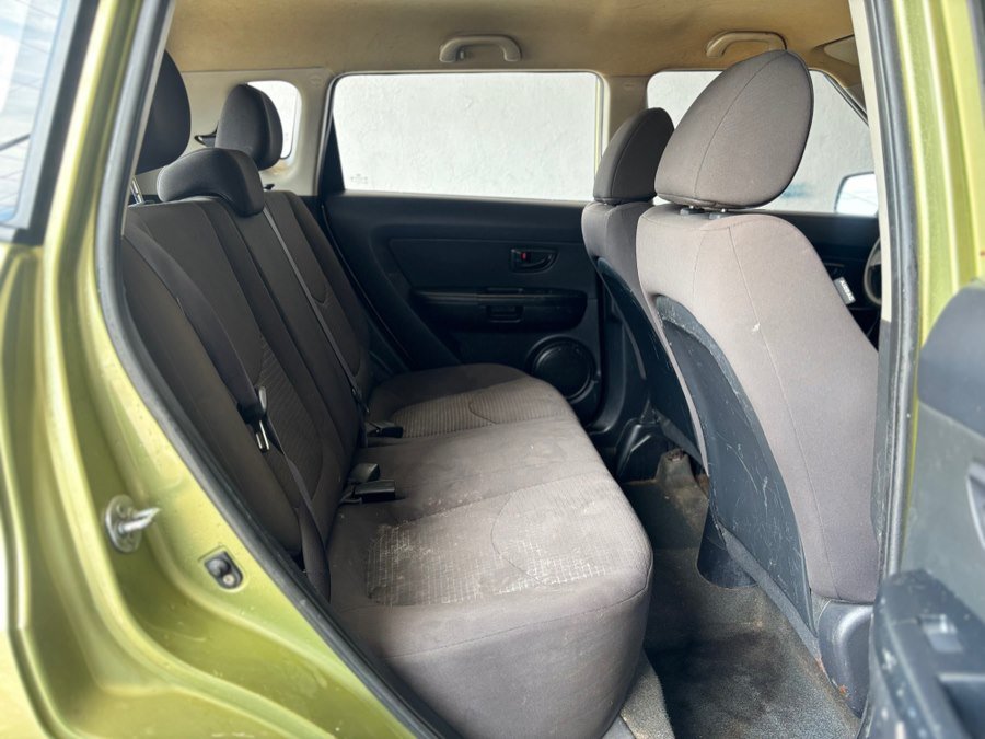 Used 2012 Kia Soul FWD image 15