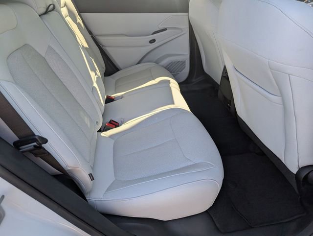 New 2026 Jeep Cherokee Laredo AWD/4WD image 27