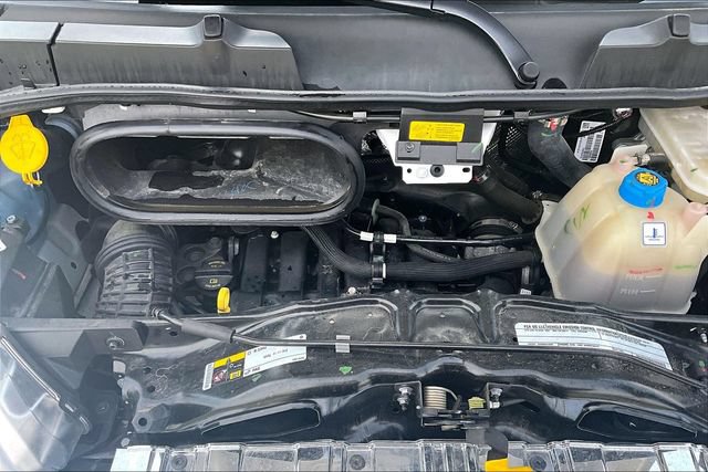 Used 2025 RAM ProMaster 2500 w/ U-Haul Equipment Group FWD image 29