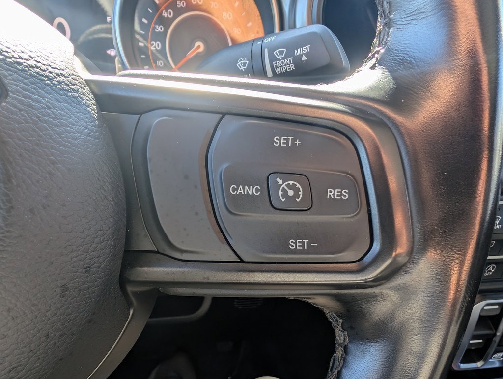 Used 2022 Jeep Gladiator Willys image 22